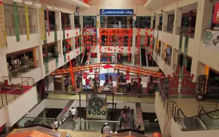 Archive photo: shopping centre at Kuta, Bali.
