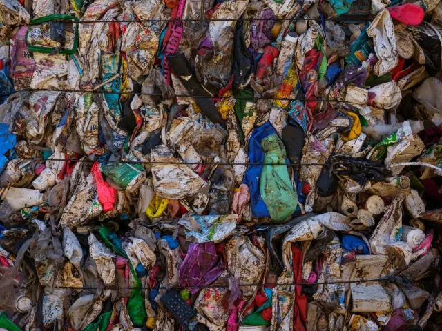 Denpasar Studies Plastic-to-Fuel Plan for Municipal Operations